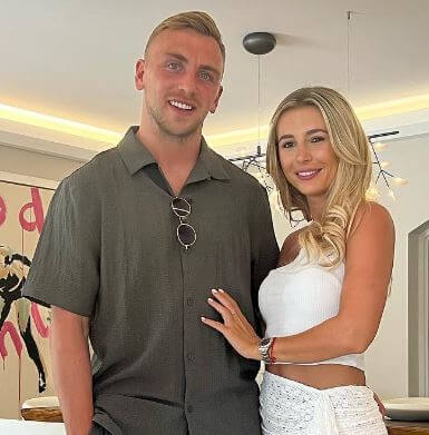 Sam Bowen son Jarrod Bowen is currently in a relationship with Dani Dyer.